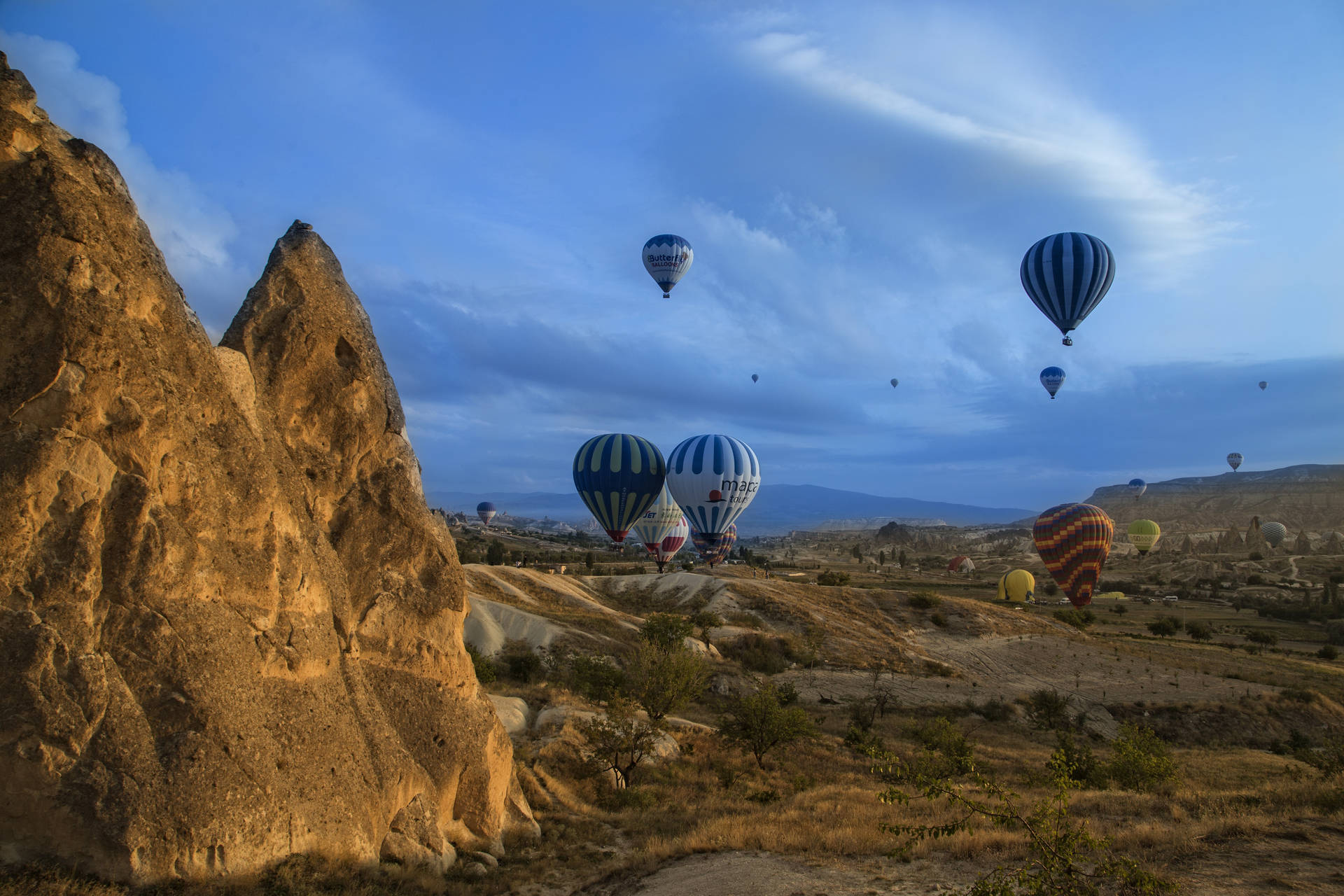 cappadocia-blue-cloudy-sky-k0mw4fw0dbiq22z8_lLFnzAhS9V.jpg
