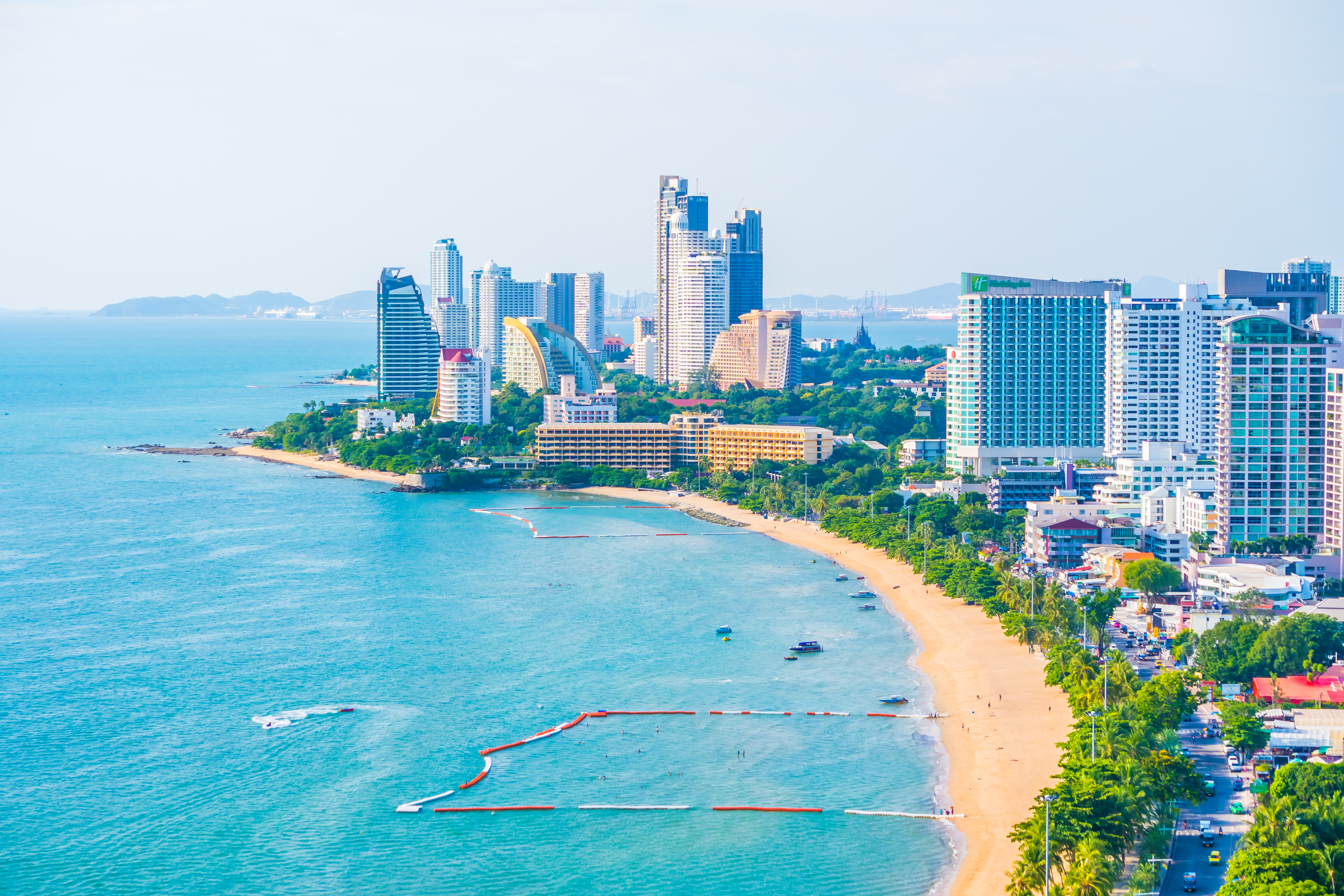 photo-beach-town-view-from_OFsV6X6v3j.jpg