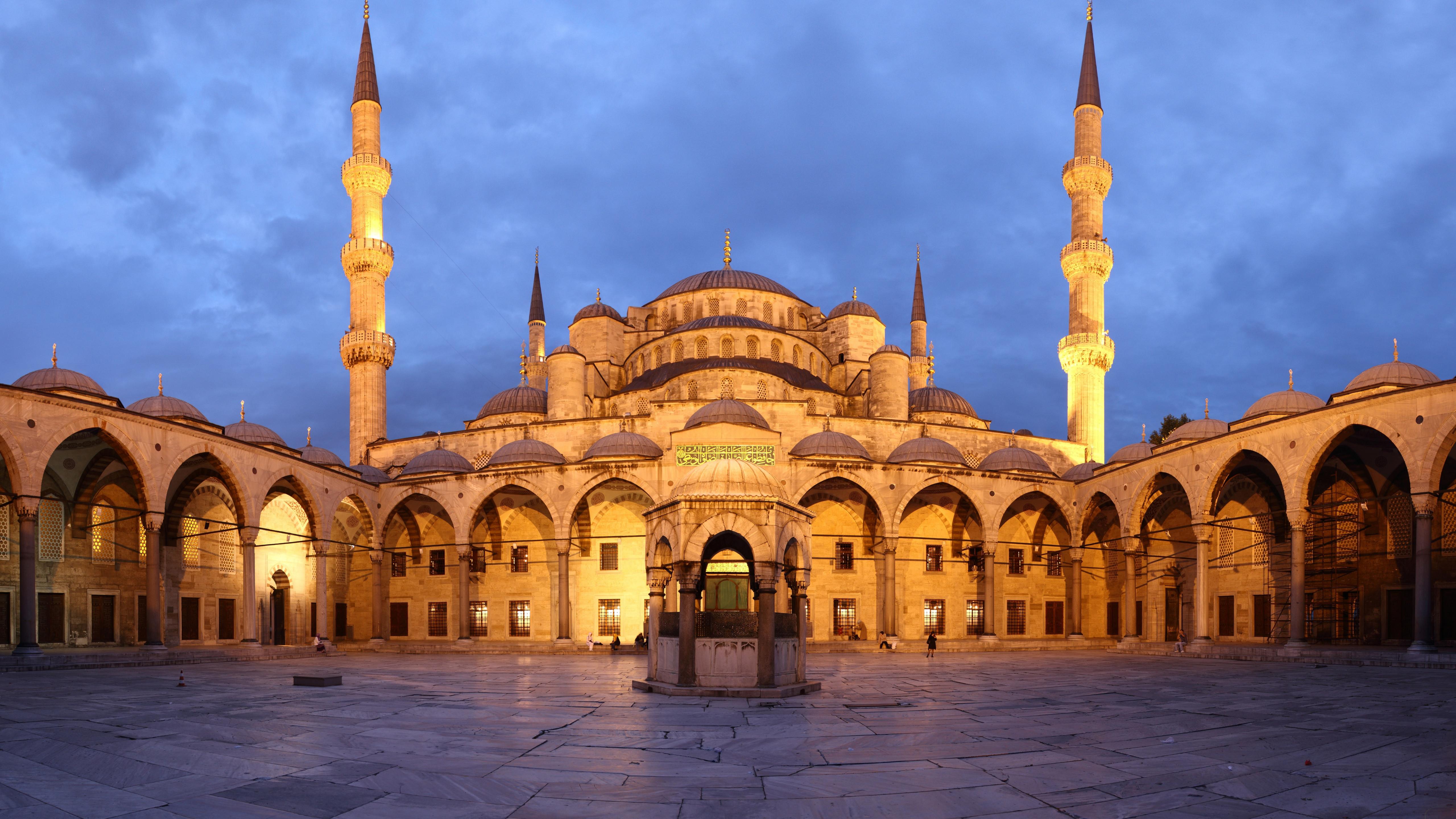 the-blue-mosque-5120x2880-istanbul-travel-vacation-sky-booking-1138_BWfs5llTNo.jpg